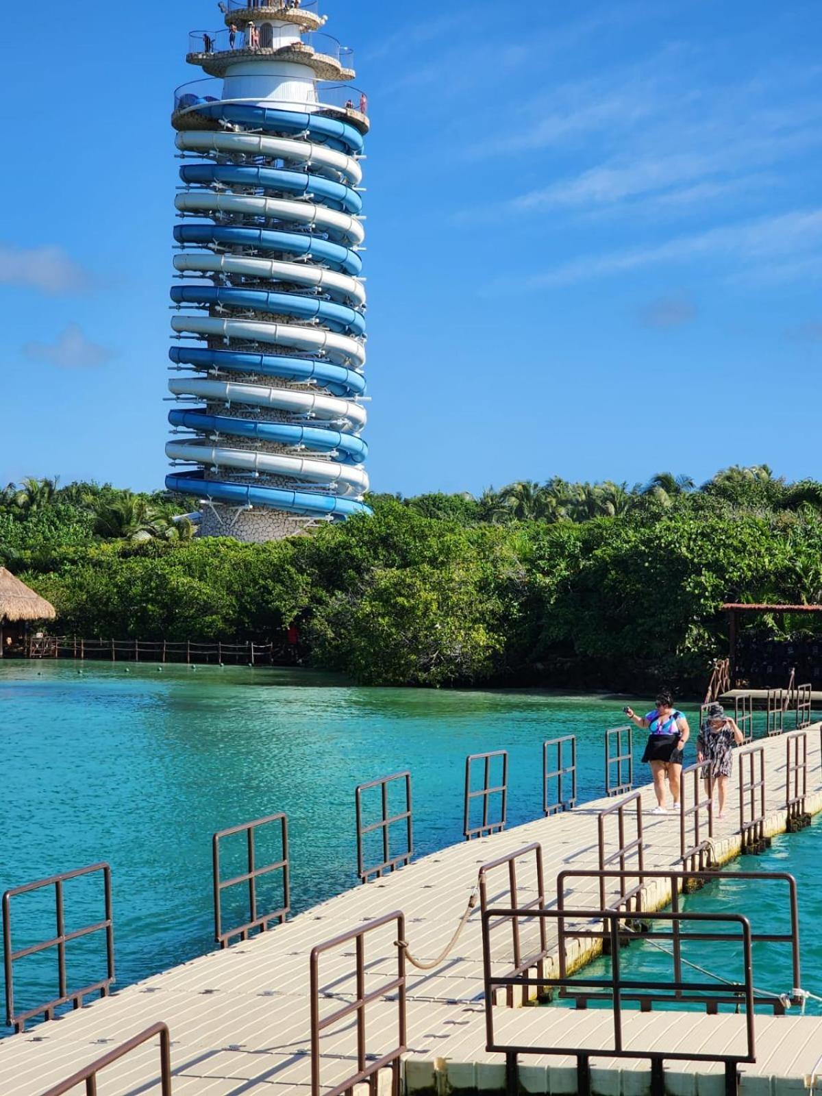 Hotel San Vicente Playa del Carmen Exteriör bild